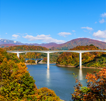 秋の西川町