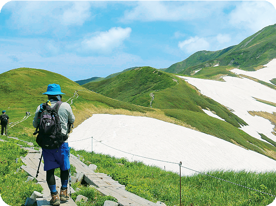 月山登山